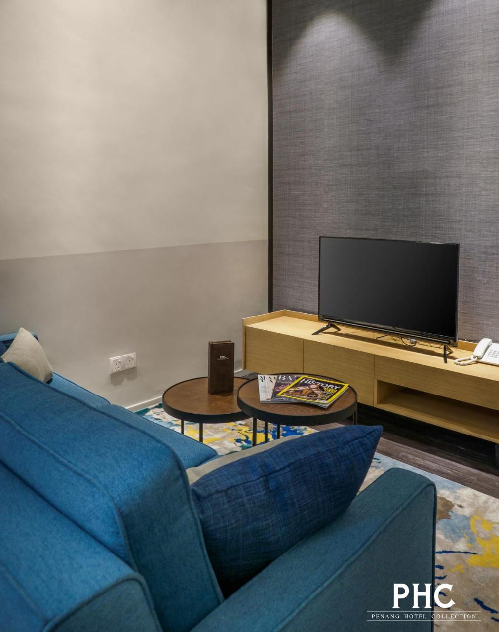 Hotel Bahari Parade Managed By The Ascott Limited 3*